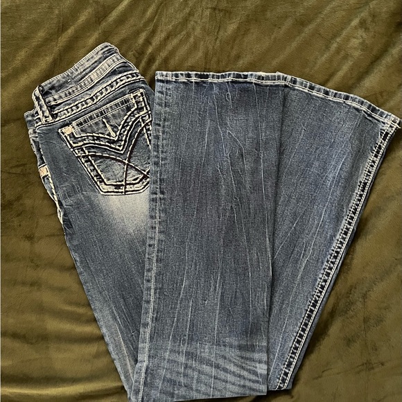Miss Me mid rise boot cut jeans size 29x34 - Picture 2 of 3